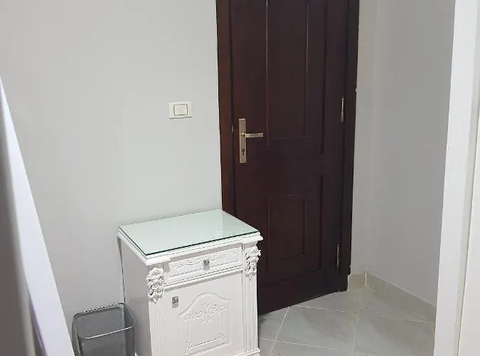 Two Bedroom At Sunny Lakes *